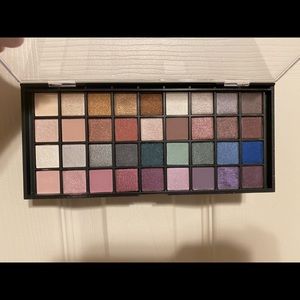 Ulta Beauty Eyeshadow Palette